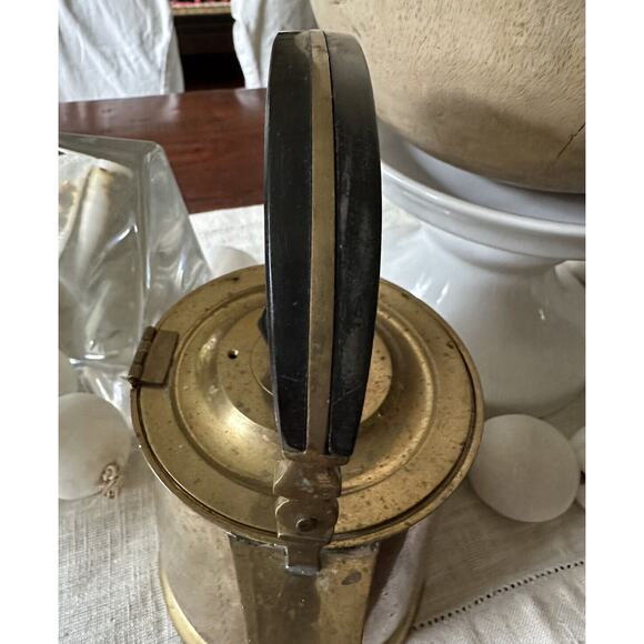 Vintage Brass Tea Pot Kettle Wood Handle Lid Attached, Flaw With The Handle - Picture 6 of 16